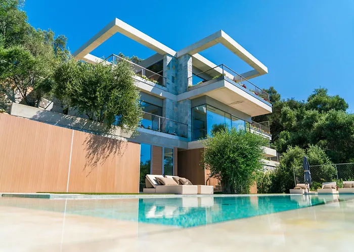Amberton Corfu Villa *